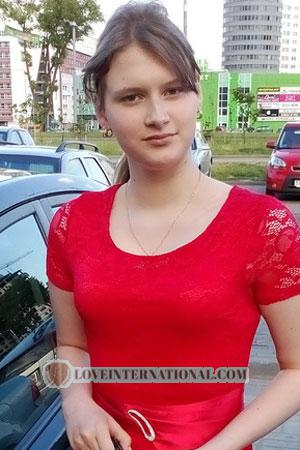 186871 - Viktoriya Age: 24 - Belarus