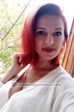199054 - Elizaveta Age: 43 - Ukraine