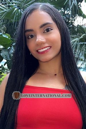 204580 - Claudia Age: 30 - Colombia