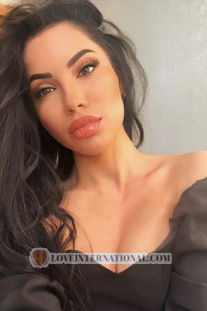 207268 - Alesya Age: 31 - Russia