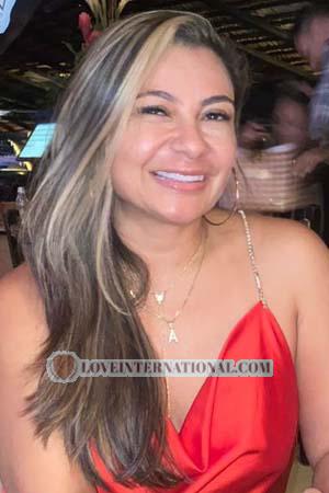 207682 - Paola Andrea Age: 47 - Colombia