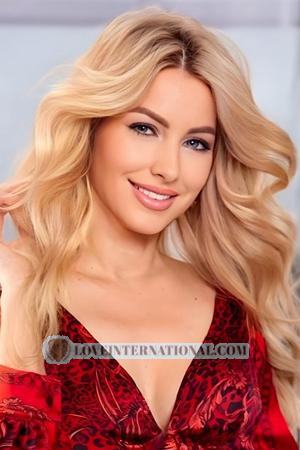 211424 - Diana Age: 45 - Ukraine