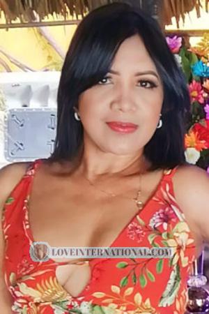 215865 - Xiomara Age: 46 - Colombia