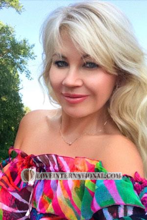 221673 - Olena Age: 49 - Ukraine