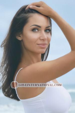 221952 - Oleksandra Age: 33 - Ukraine