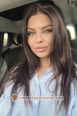 222025 - Chrystyna Age: 26 - Ukraine