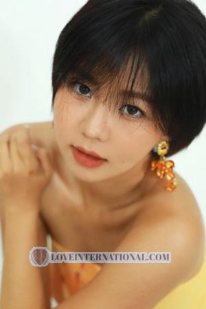 222184 - Dana Age: 35 - China