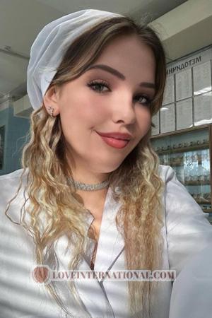 222847 - Anastasiia Age: 21 - Ukraine