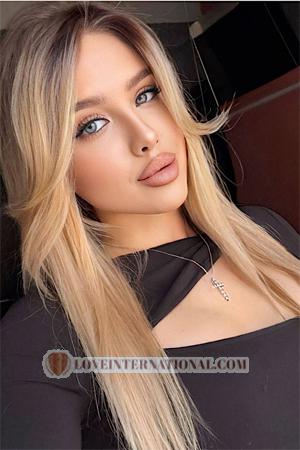 223232 - Anna Age: 23 - Ukraine