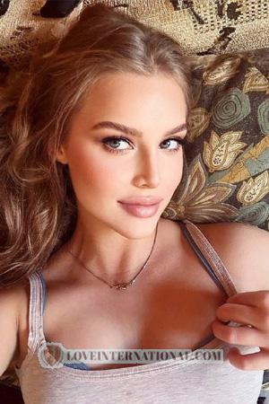 223342 - Aleksandra Age: 20 - Ukraine