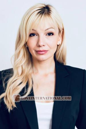 223511 - Elena Age: 52 - Russia