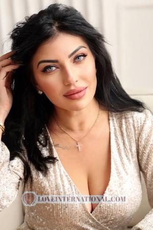 225181 - Valeriia Age: 37 - Ukraine