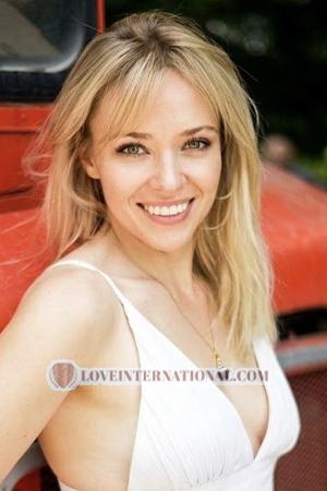 228065 - Oksana Age: 38 - Ukraine