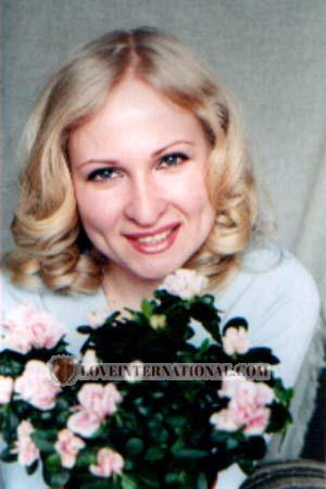 66248 - Marina Age: 30 - Russia