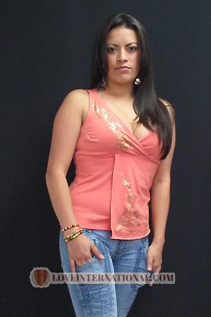 80782 - Lina Marcela Age: 28 - Colombia