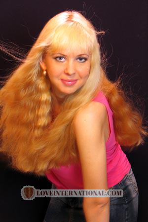 83184 - Larisa Age: 27 - Russia