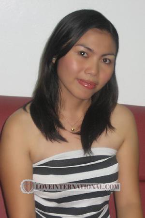 90588 - Ginamel Age: 24 - Philippines