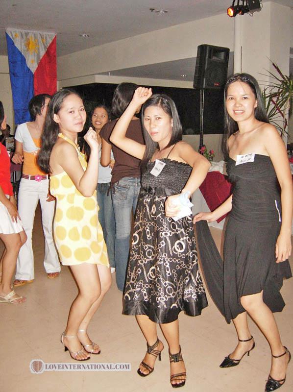 philippine-women-56